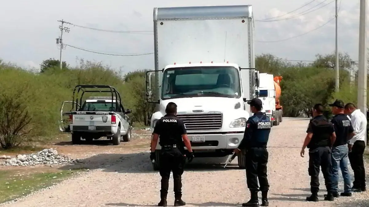 Integrantes de la Federación de Transportistas de México piden coorinación de los tres órdenes de gobierno